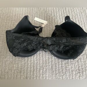 NWT Victoria’s Secret Black Bra